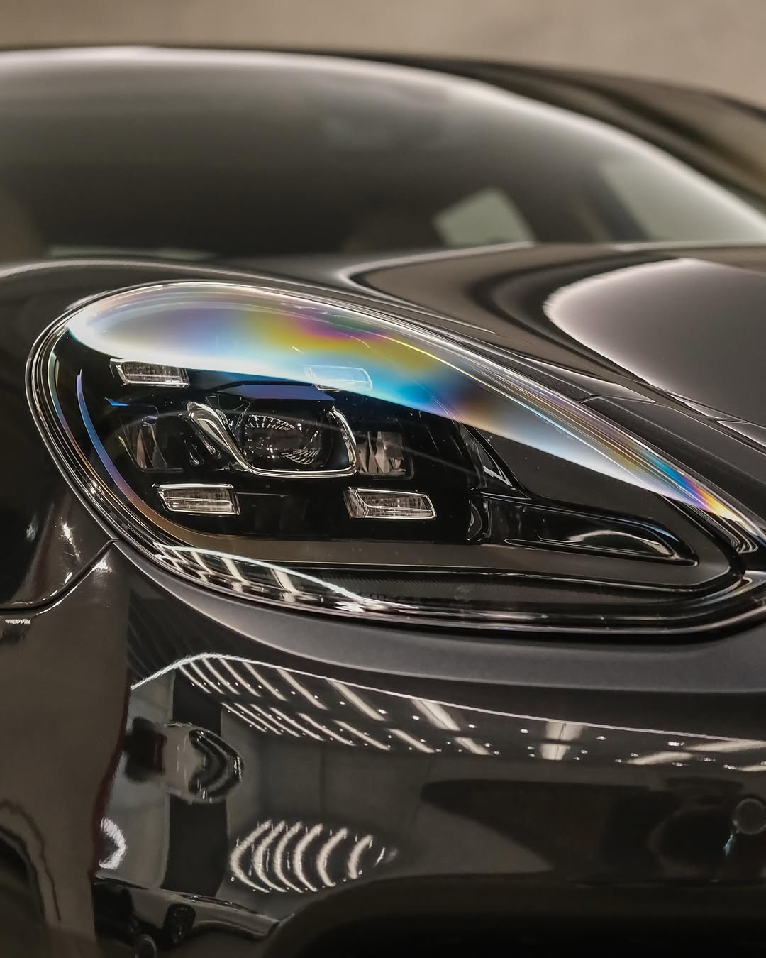 PORSCHE PANAMERA 4 E-HYBRID - Imagem 6