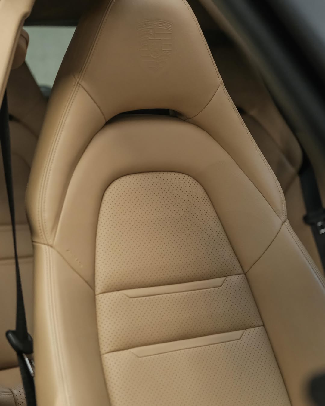 PORSCHE PANAMERA 4 E-HYBRID - Imagem 7