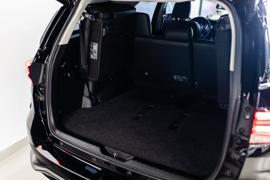 TOYOTA HILUX SW4 PLATINUM - Imagem 9