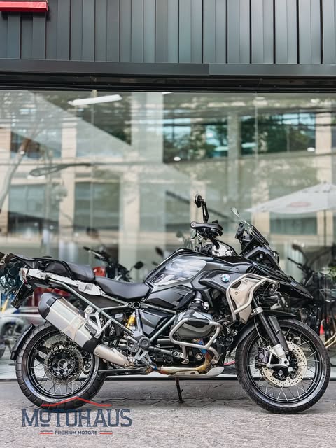 BMW R 1250 GS TRIPLE BLACK - Imagem 2