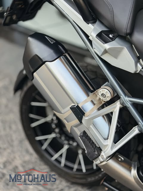 BMW R 1250 GS TRIPLE BLACK - Imagem 13