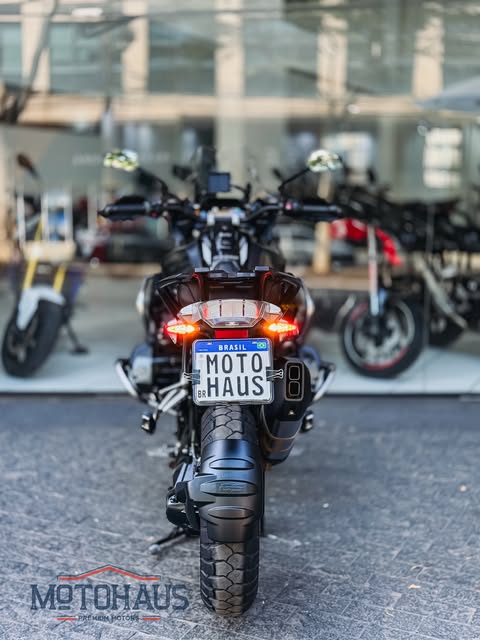 BMW R 1250 GS TRIPLE BLACK - Imagem 6