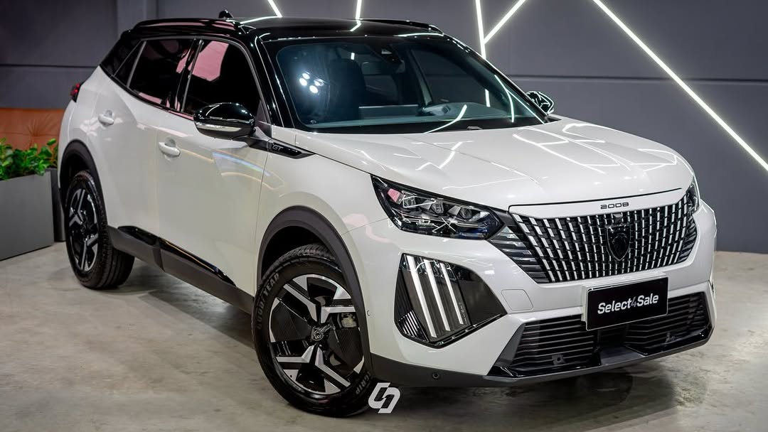 PEUGEOT 2008 GT - Imagem 11