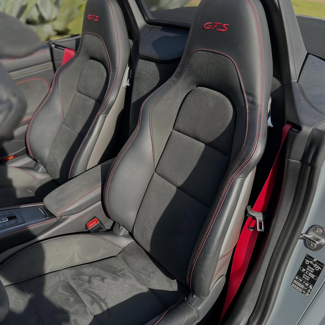 PORSCHE BOXSTER GTS 4.0 - Imagem 9