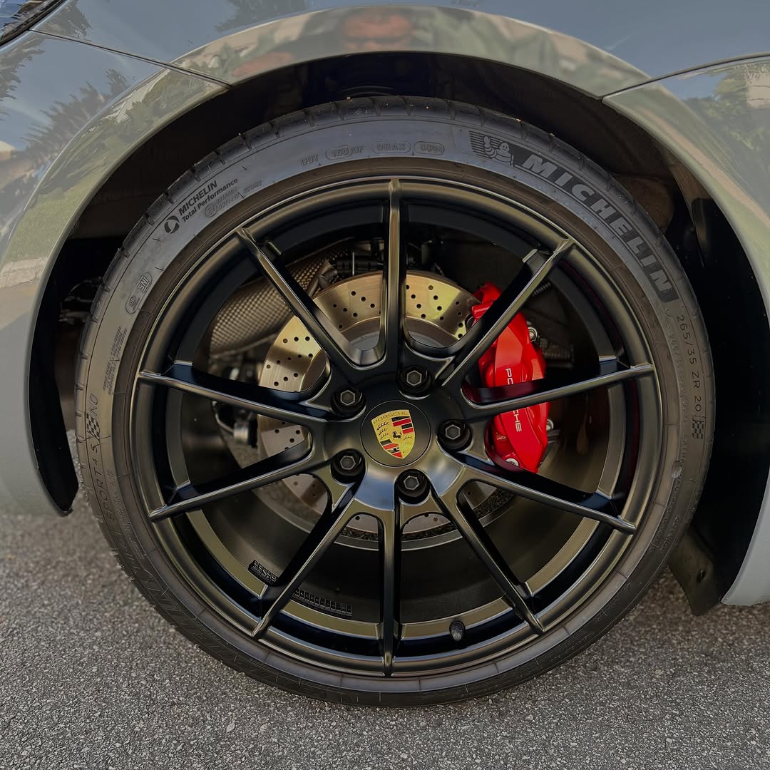 PORSCHE BOXSTER GTS 4.0 - Imagem 10