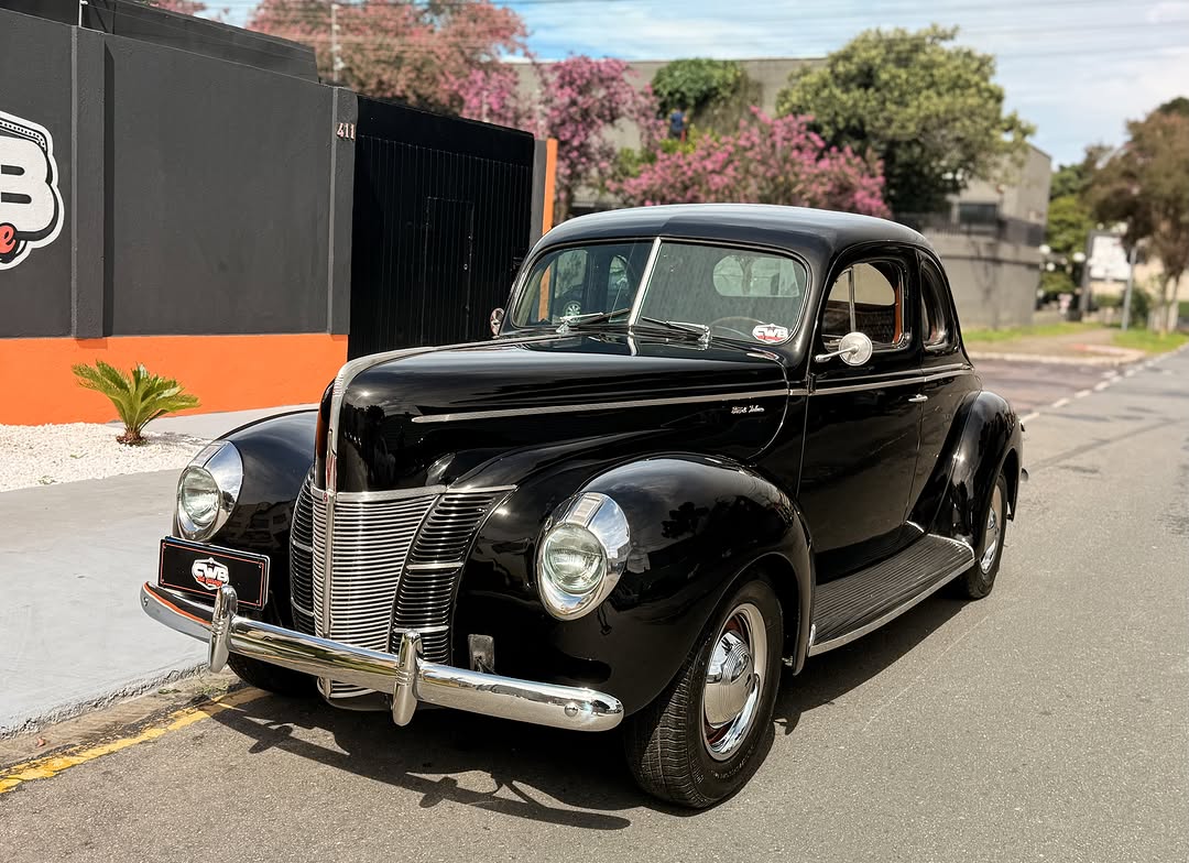 FORD COUPE DE LUXE - Imagem 2