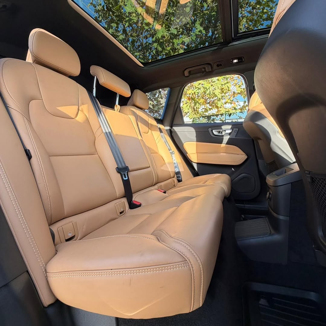 VOLVO XC60 INSCRIPTION T8 - Imagem 8