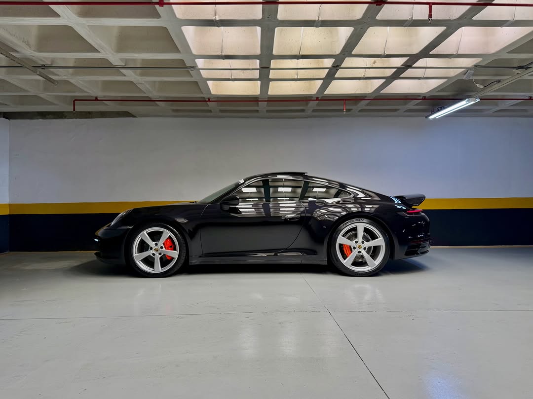 PORSCHE 911 CARRERA - Imagem 1