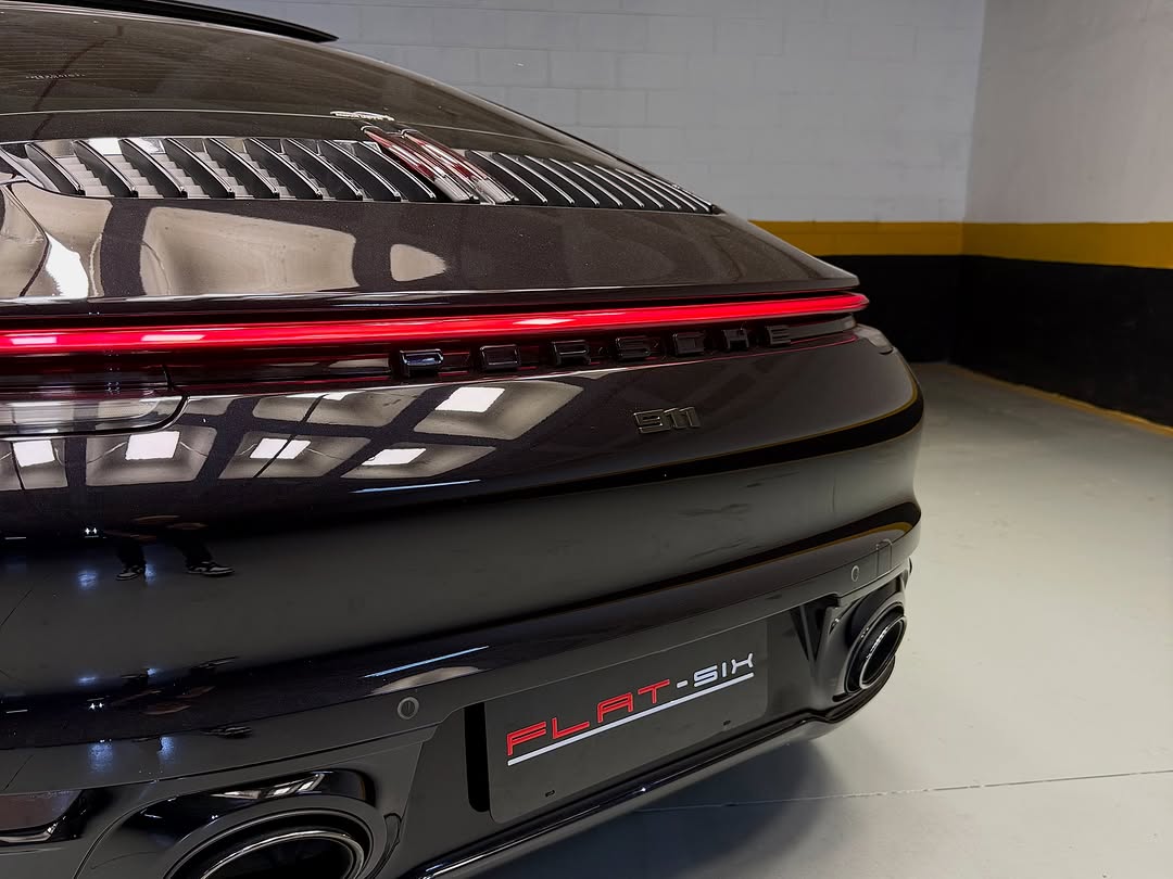 PORSCHE 911 CARRERA - Imagem 5