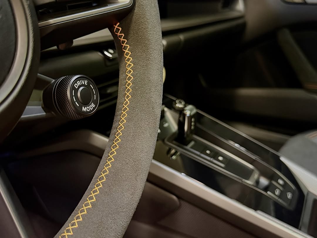 PORSCHE 911 CARRERA - Imagem 10