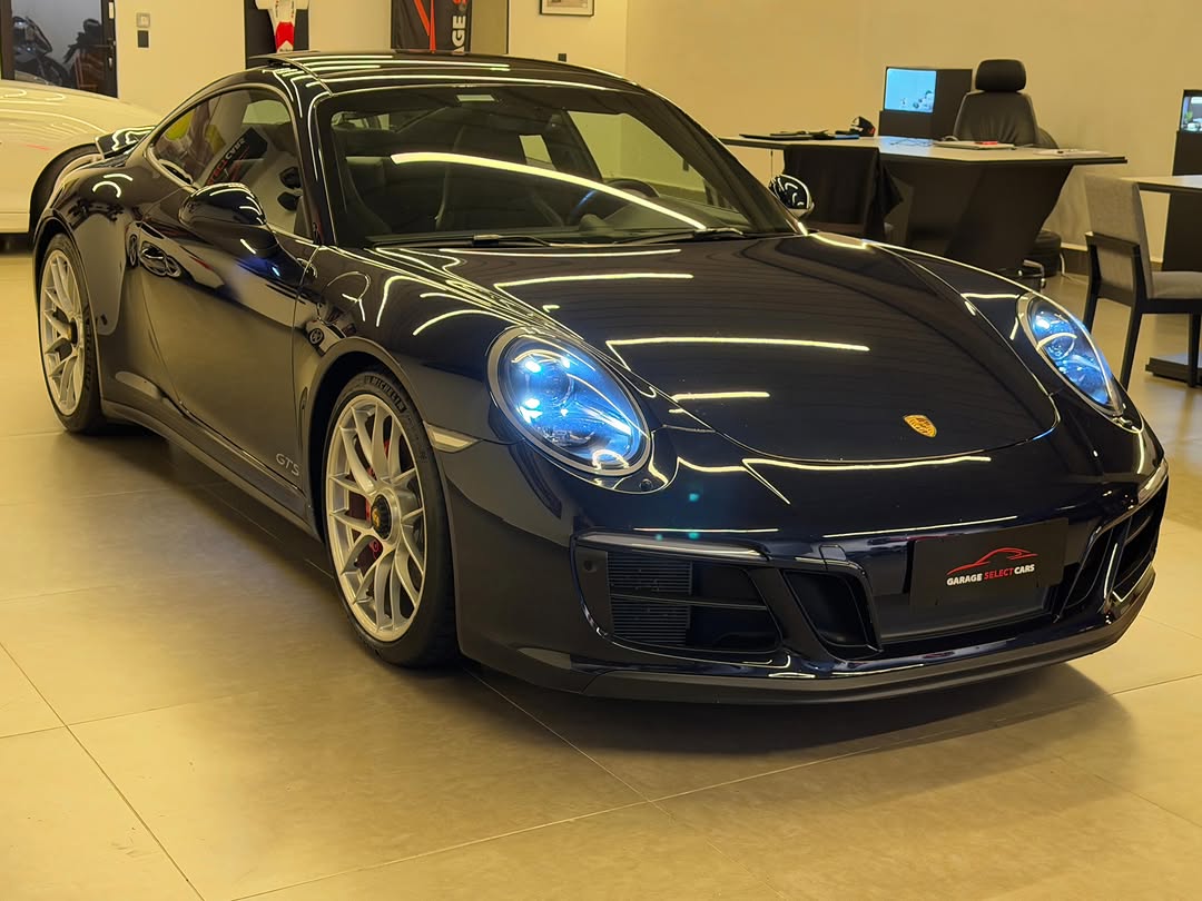 PORSCHE 911 CARRERA GTS - Imagem 3