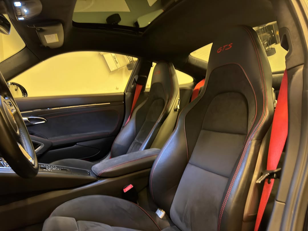 PORSCHE 911 CARRERA GTS - Imagem 7