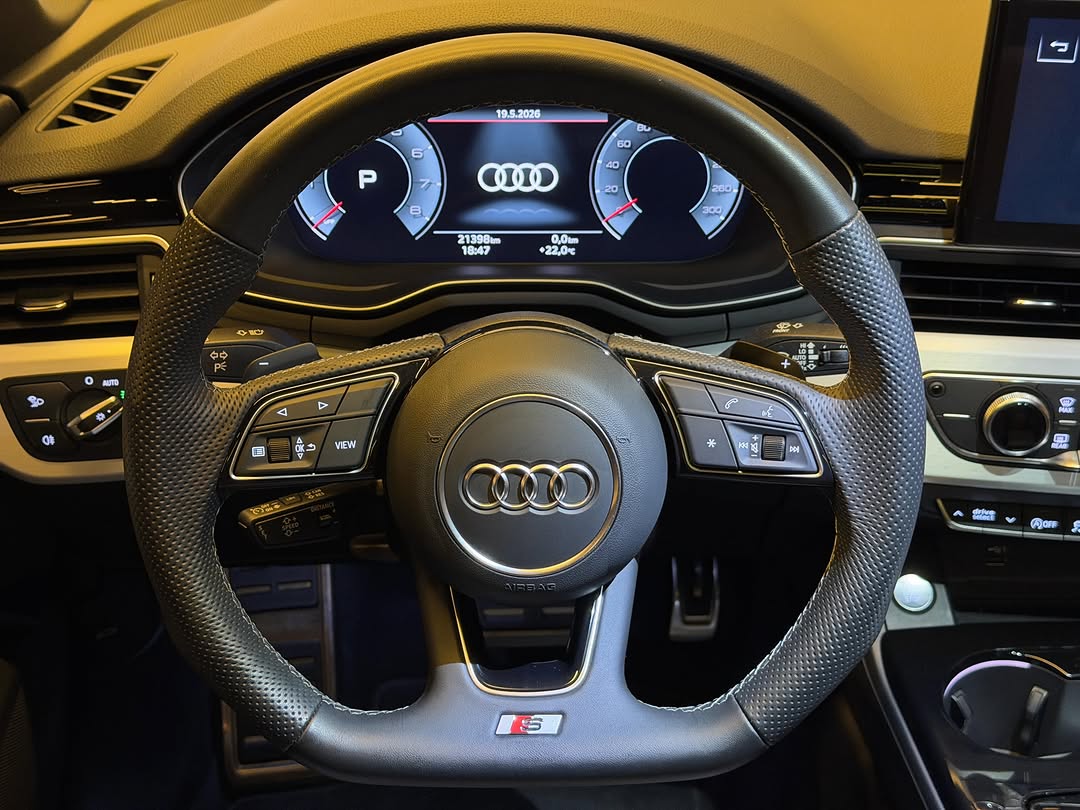 AUDI A5 SPORTBACK S-LINE - Imagem 12