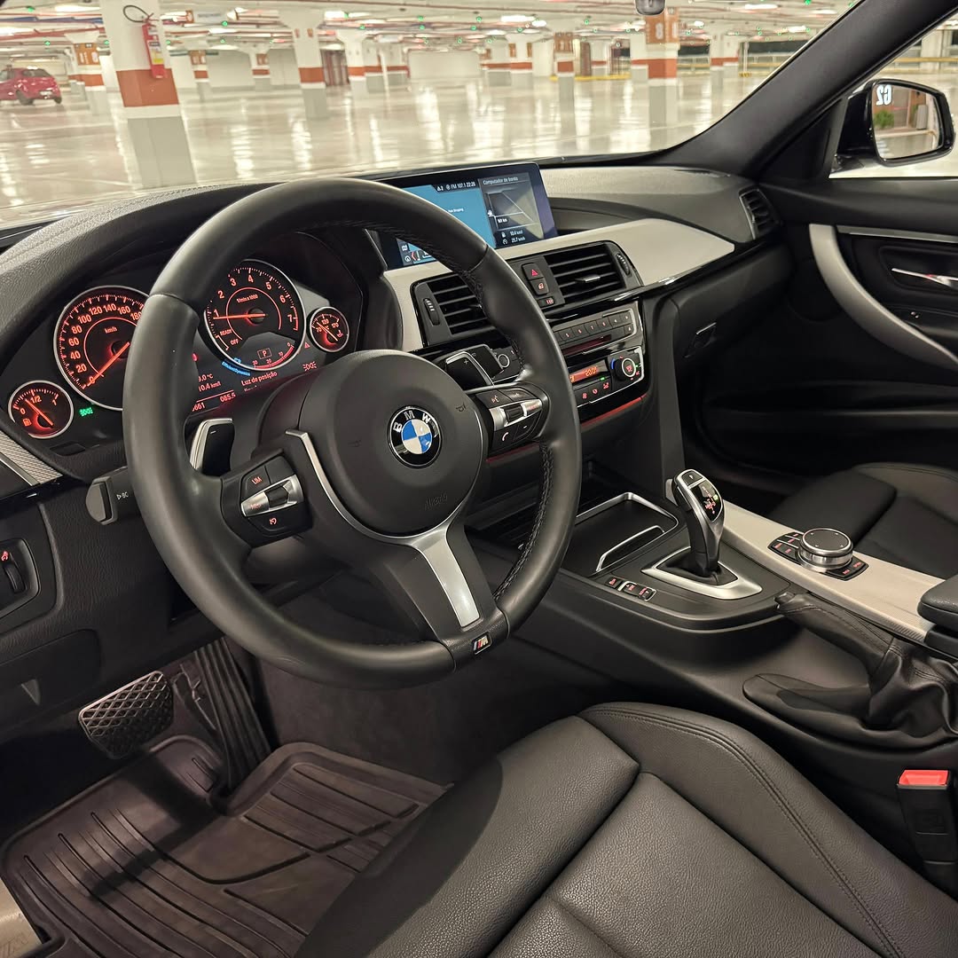 BMW 320I M SPORT - Imagem 8