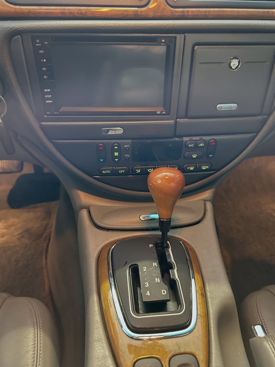 JAGUAR S-TYPE SE V6 - Imagem 19