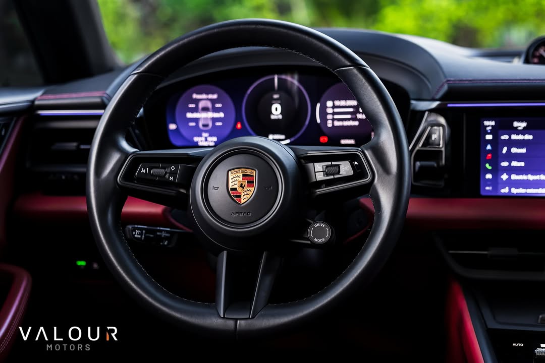 PORSCHE MACAN - Imagem 12
