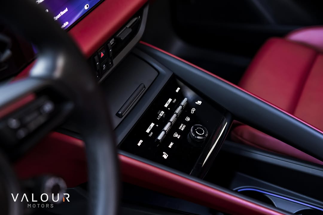 PORSCHE MACAN - Imagem 16