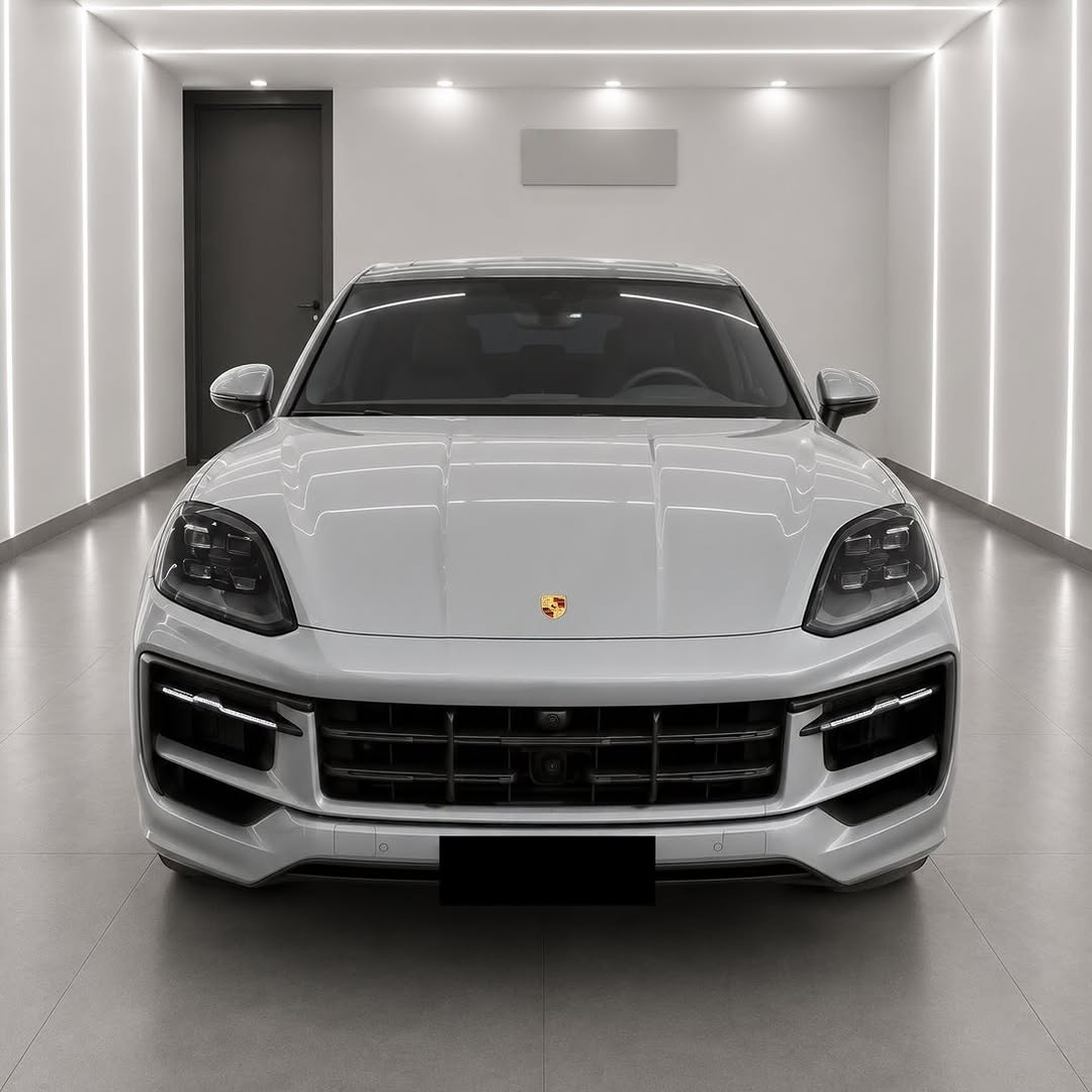 PORSCHE CAYENNE S V6 COUPÉ E-HYBRID - Imagem 2