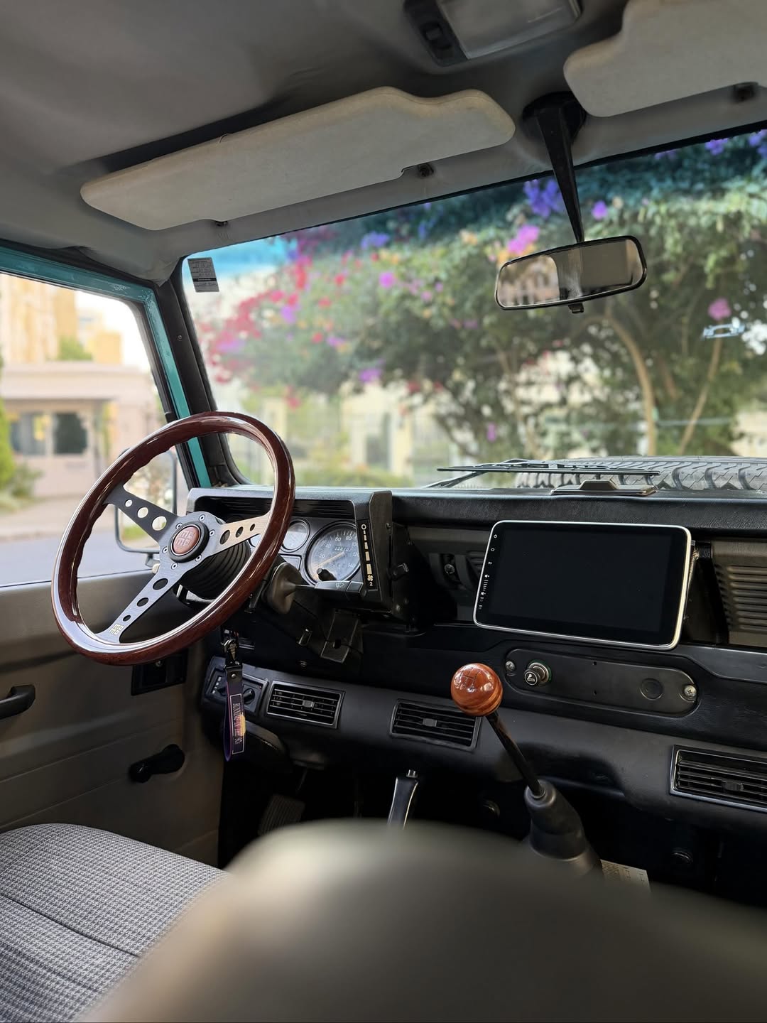 LAND ROVER DEFENDER 130 300TDI CD - Imagem 8