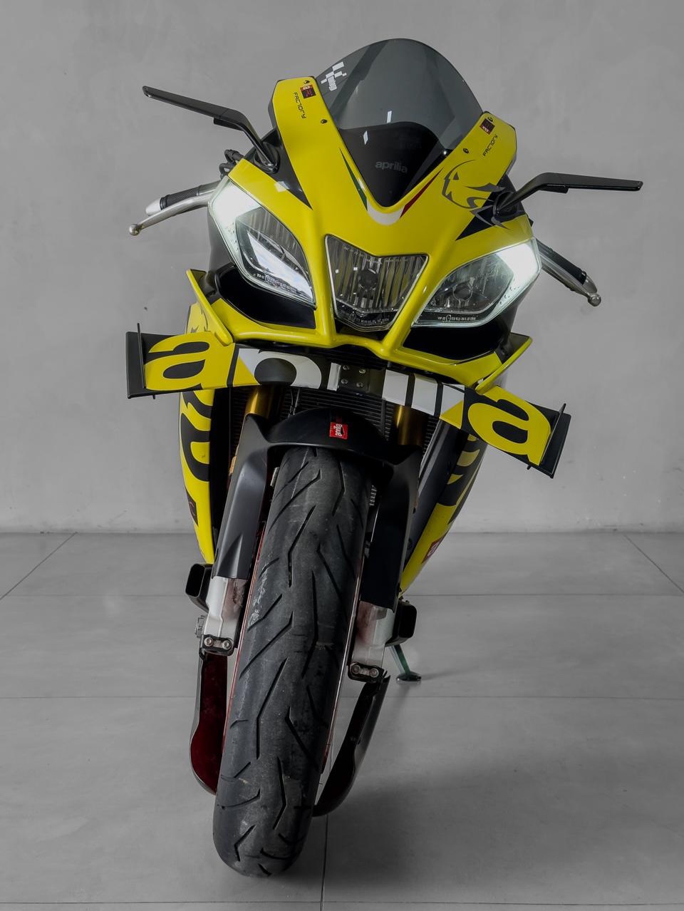 APRILIA RSV4 R - Imagem 3
