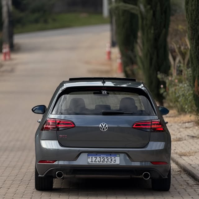VOLKSWAGEN GOLF GTI - Imagem 16