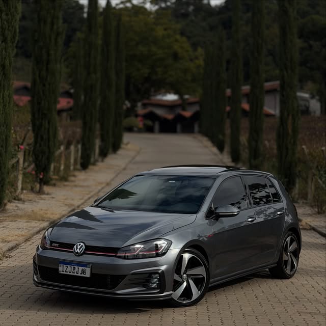 VOLKSWAGEN GOLF GTI - Imagem 17