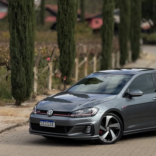 VOLKSWAGEN GOLF GTI - Imagem 3