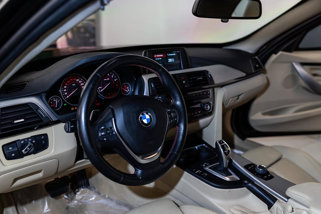 BMW 320I ACTIVE FLEX - Imagem 4