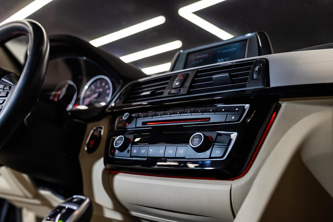 BMW 320I ACTIVE FLEX - Imagem 7