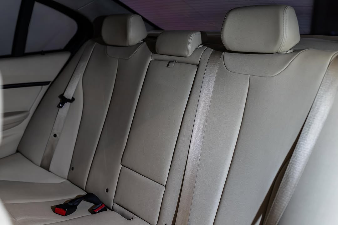 BMW 320I ACTIVE FLEX - Imagem 8