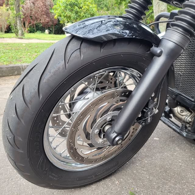 TRIUMPH BONNEVILLE SPEEDMASTER 1200 - Imagem 6