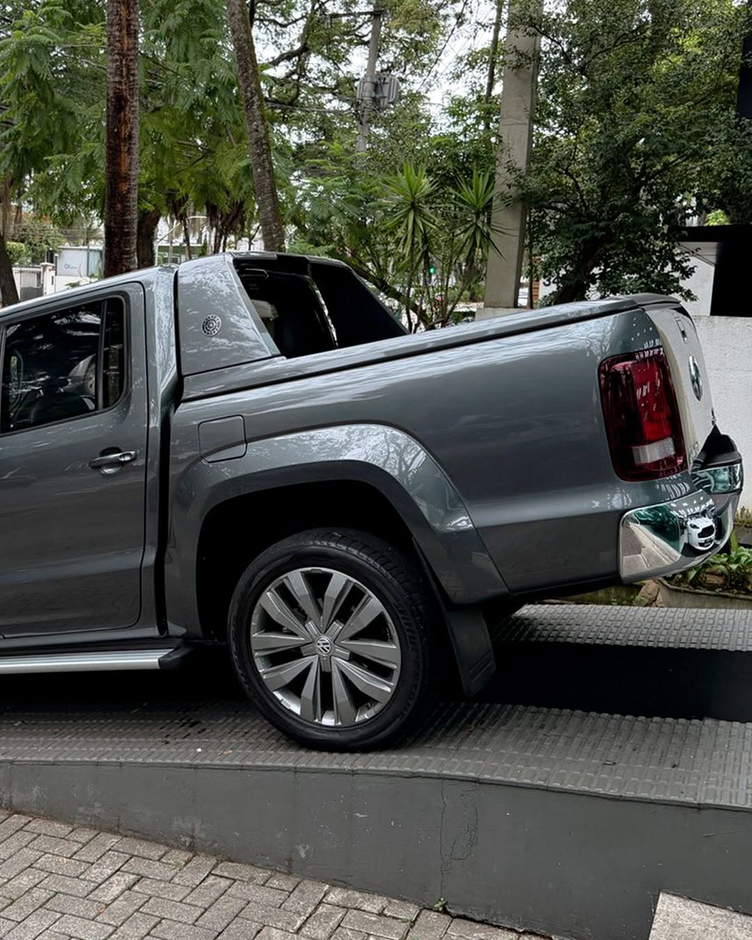 VOLKSWAGEN AMAROK EXTREME V6 - Imagem 7