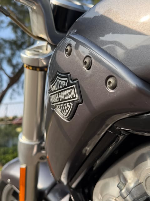 HARLEY-DAVIDSON V-ROD - Imagem 6