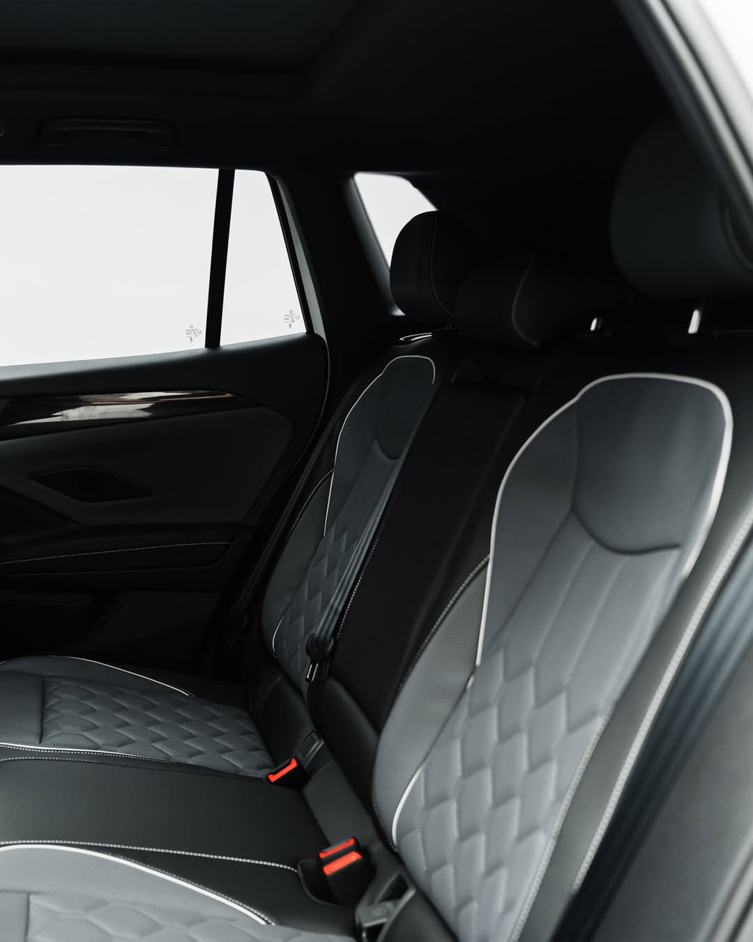 VOLKSWAGEN TIGUAN R-LINE - Imagem 8