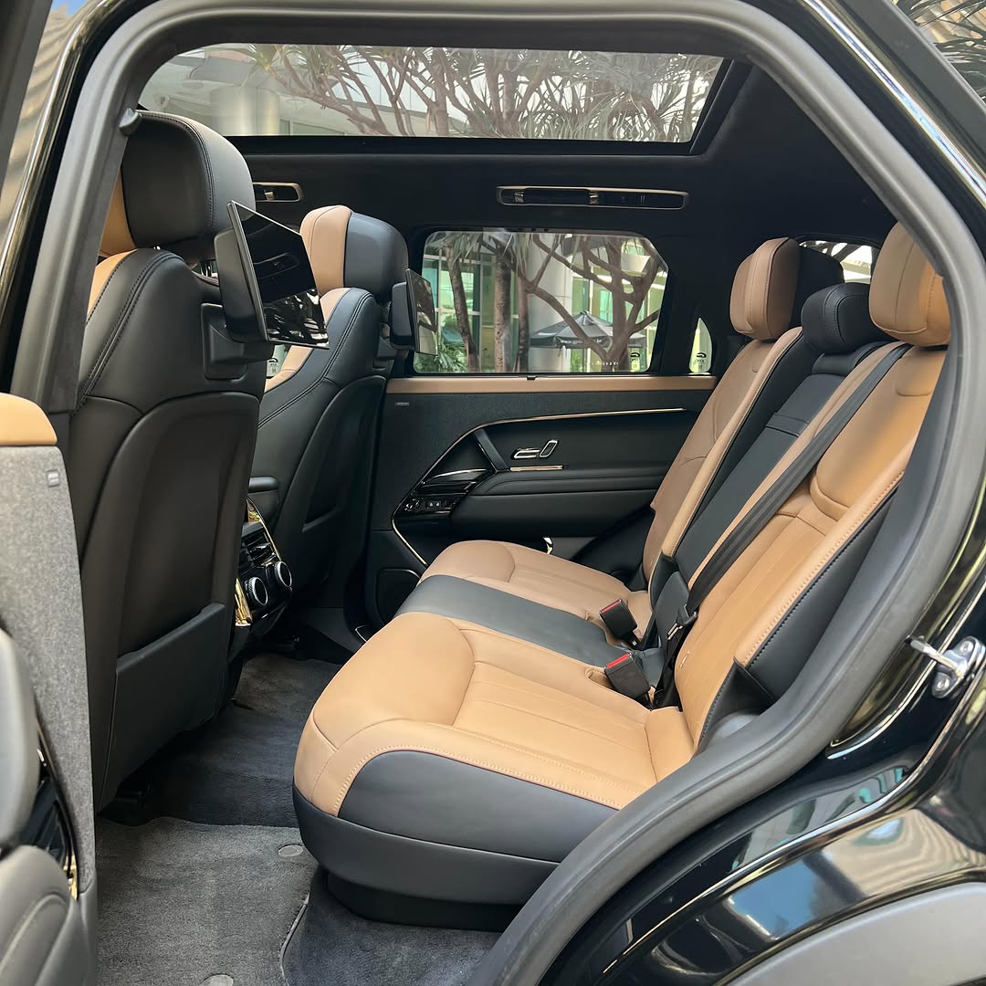 LAND ROVER RANGE ROVER SPORT AUTOBIOGRAPHY PHEV P550E - Imagem 9
