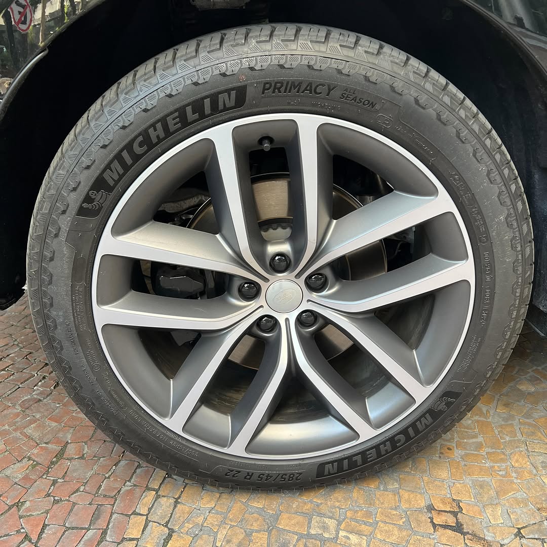 LAND ROVER RANGE ROVER SPORT AUTOBIOGRAPHY PHEV P550E - Imagem 10