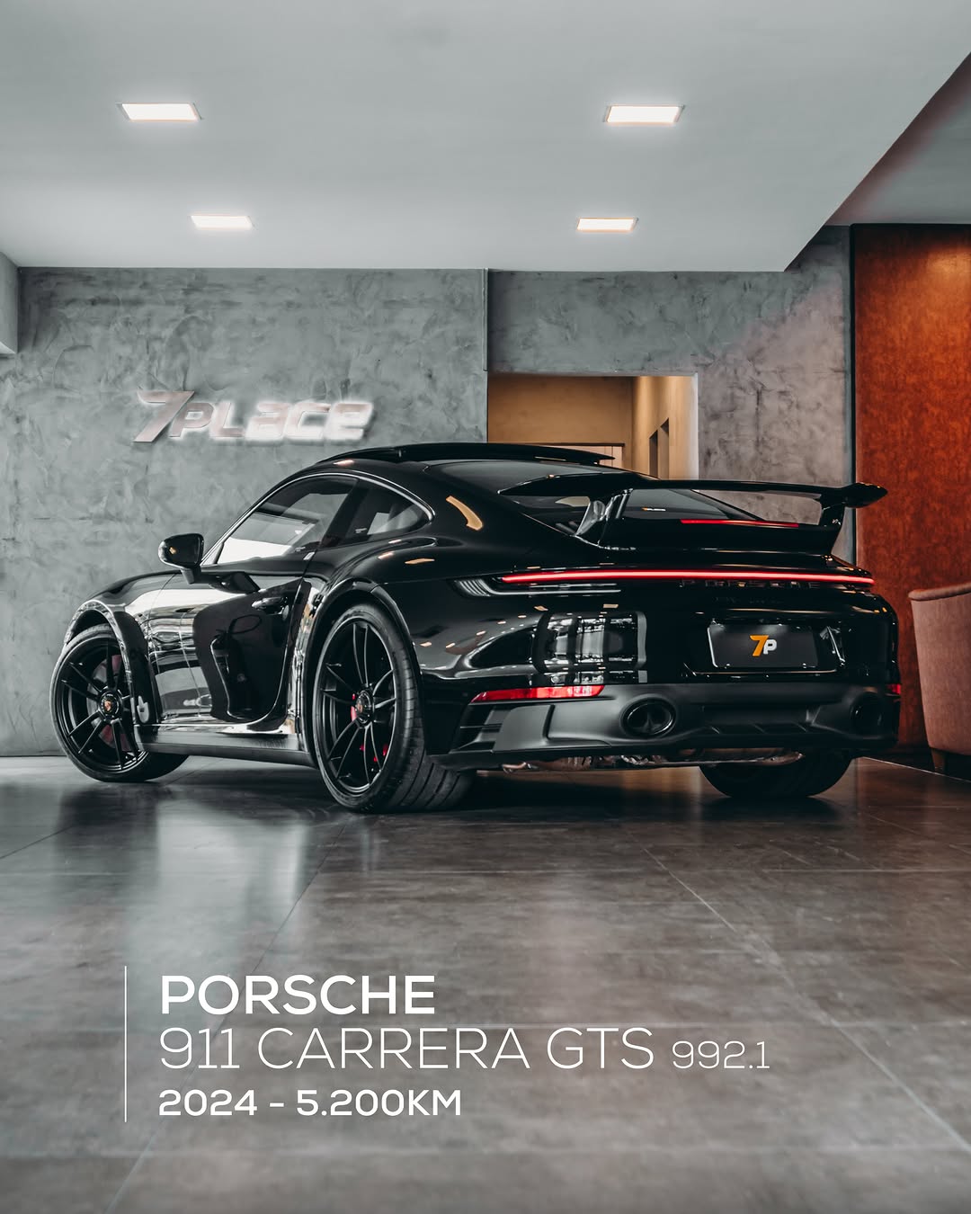 PORSCHE 911 CARRERA GTS - Imagem 1