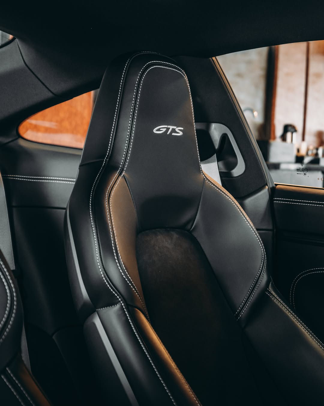 PORSCHE 911 CARRERA GTS - Imagem 6