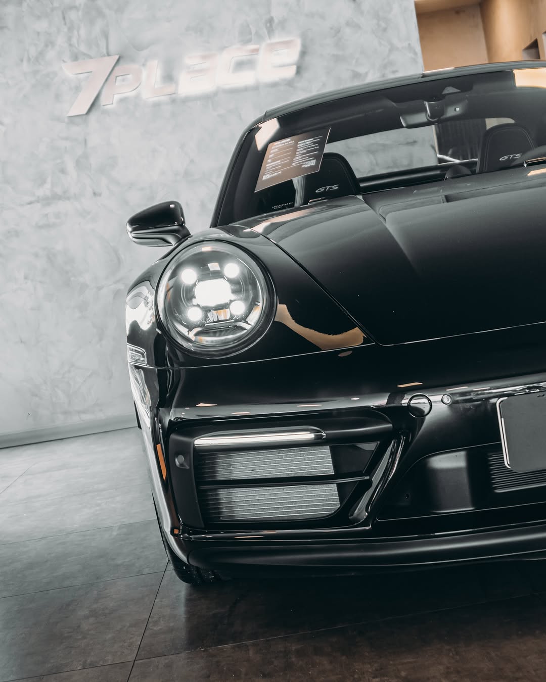 PORSCHE 911 CARRERA GTS - Imagem 8