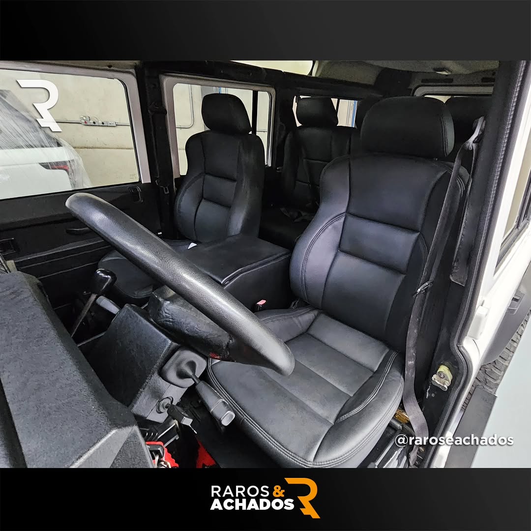 LAND ROVER DEFENDER 110 CSW - Imagem 12