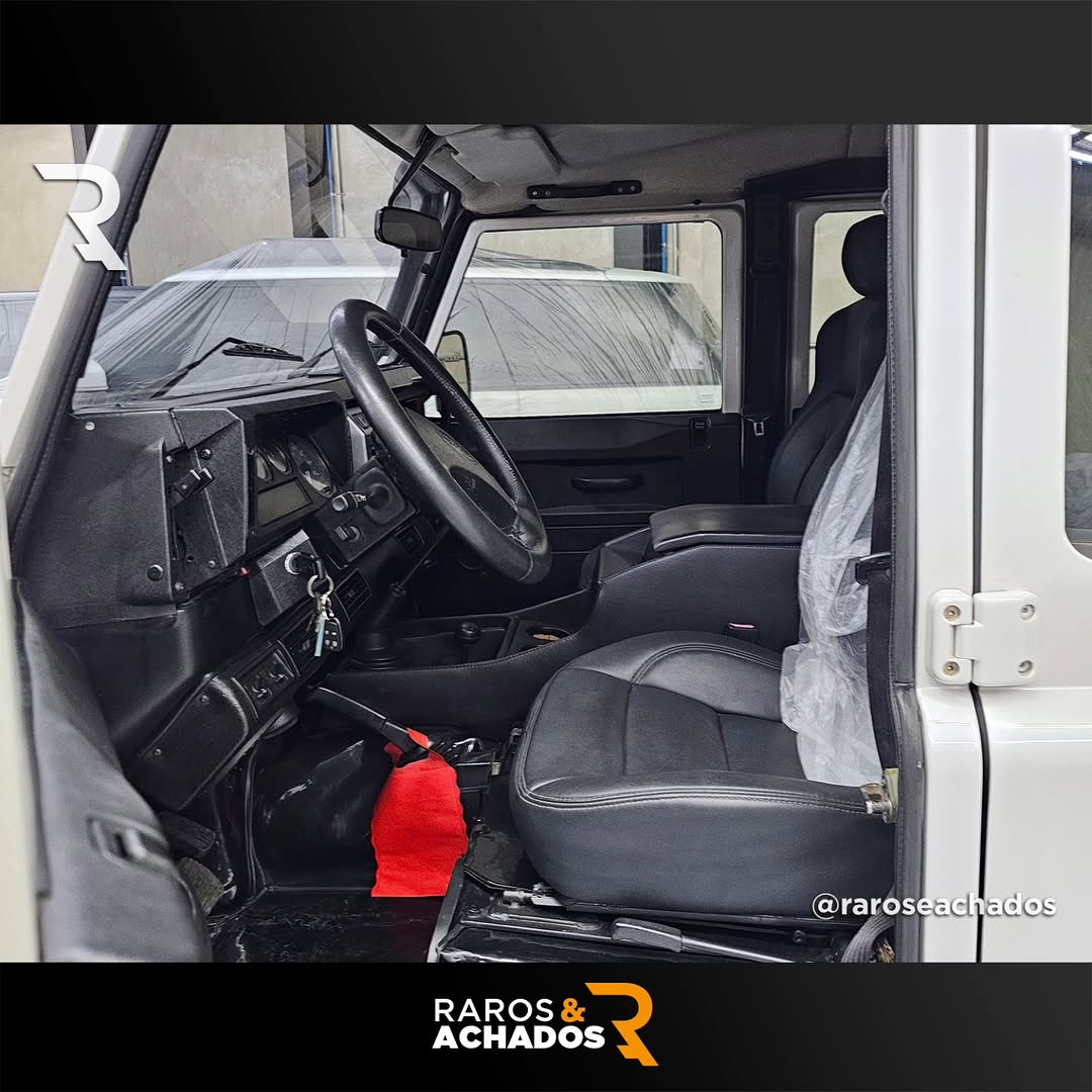 LAND ROVER DEFENDER 110 CSW - Imagem 10