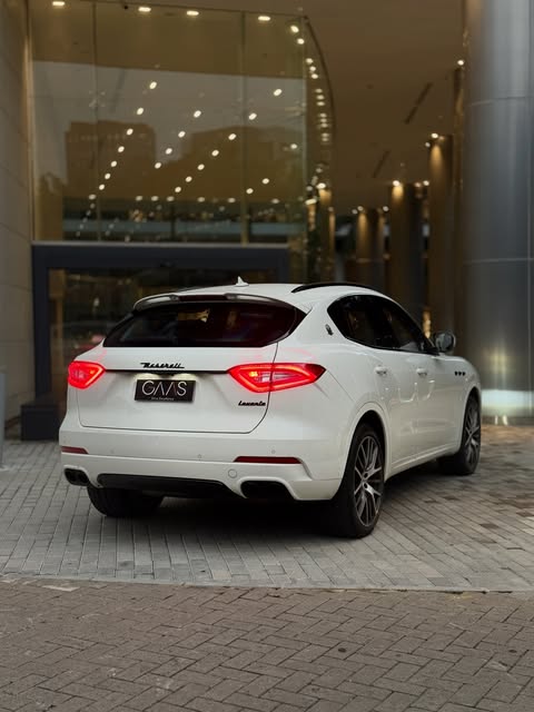 MASERATI LEVANTE S - Imagem 4