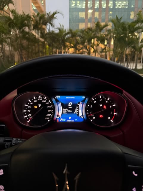 MASERATI LEVANTE S - Imagem 9