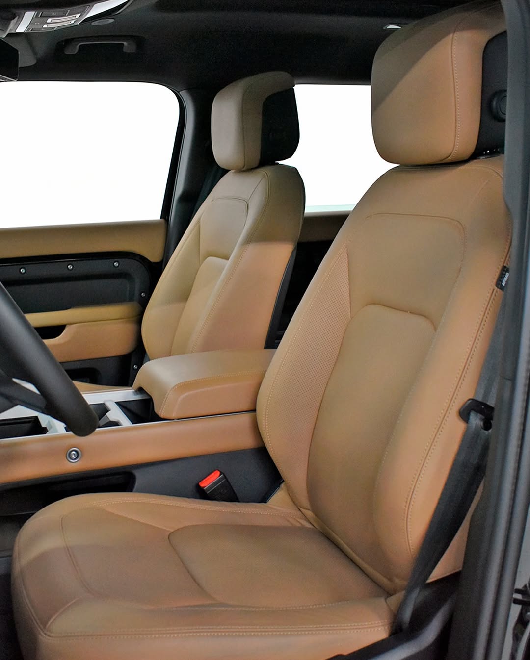 LAND ROVER DEFENDER X-DYNAMIC HSE D350 - Imagem 7