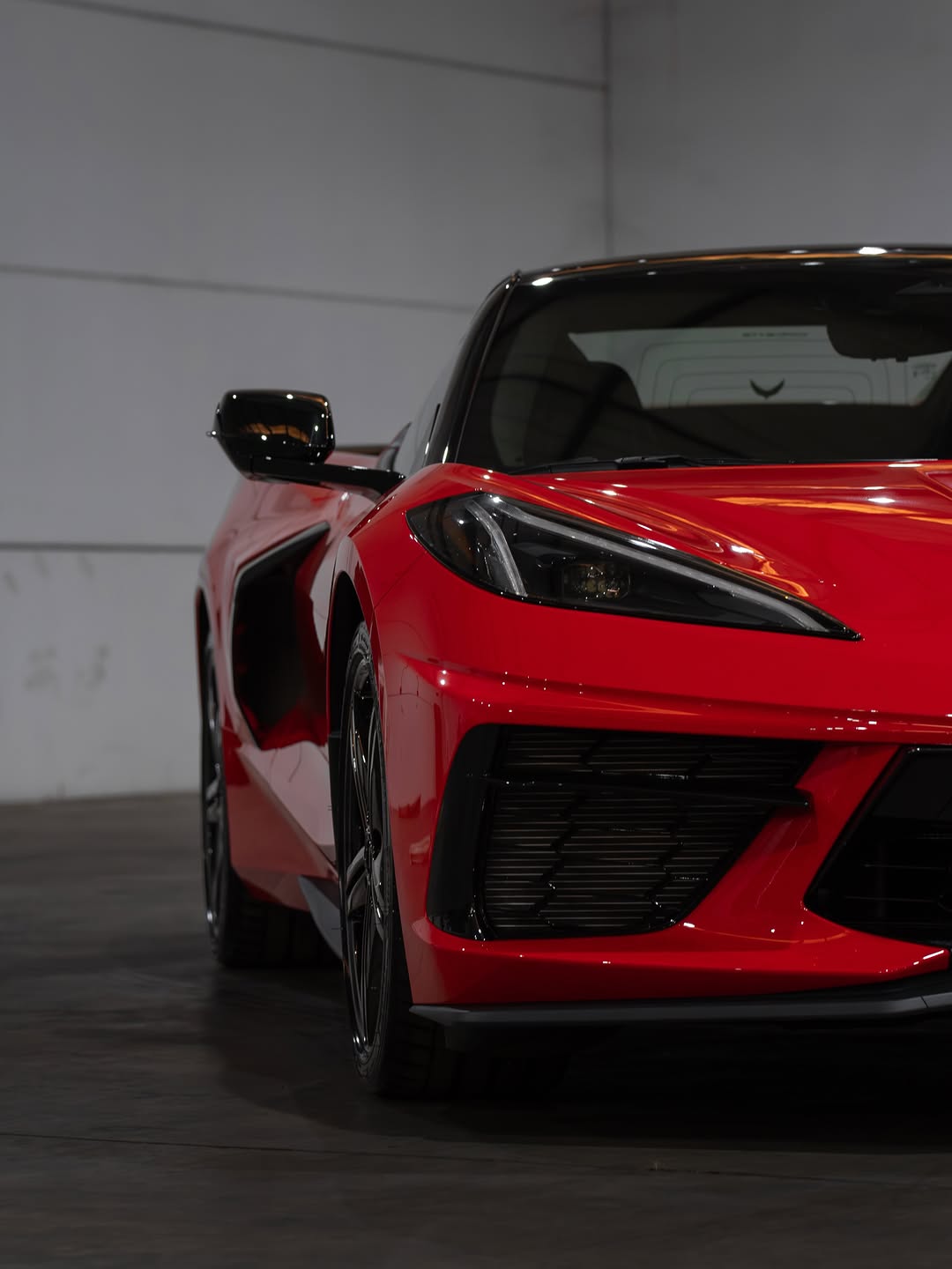 CHEVROLET CORVETTE SINGRAY 1LT CONVERSÍVEL COM PACOTE Z51 PERFORMANCE - Imagem 2
