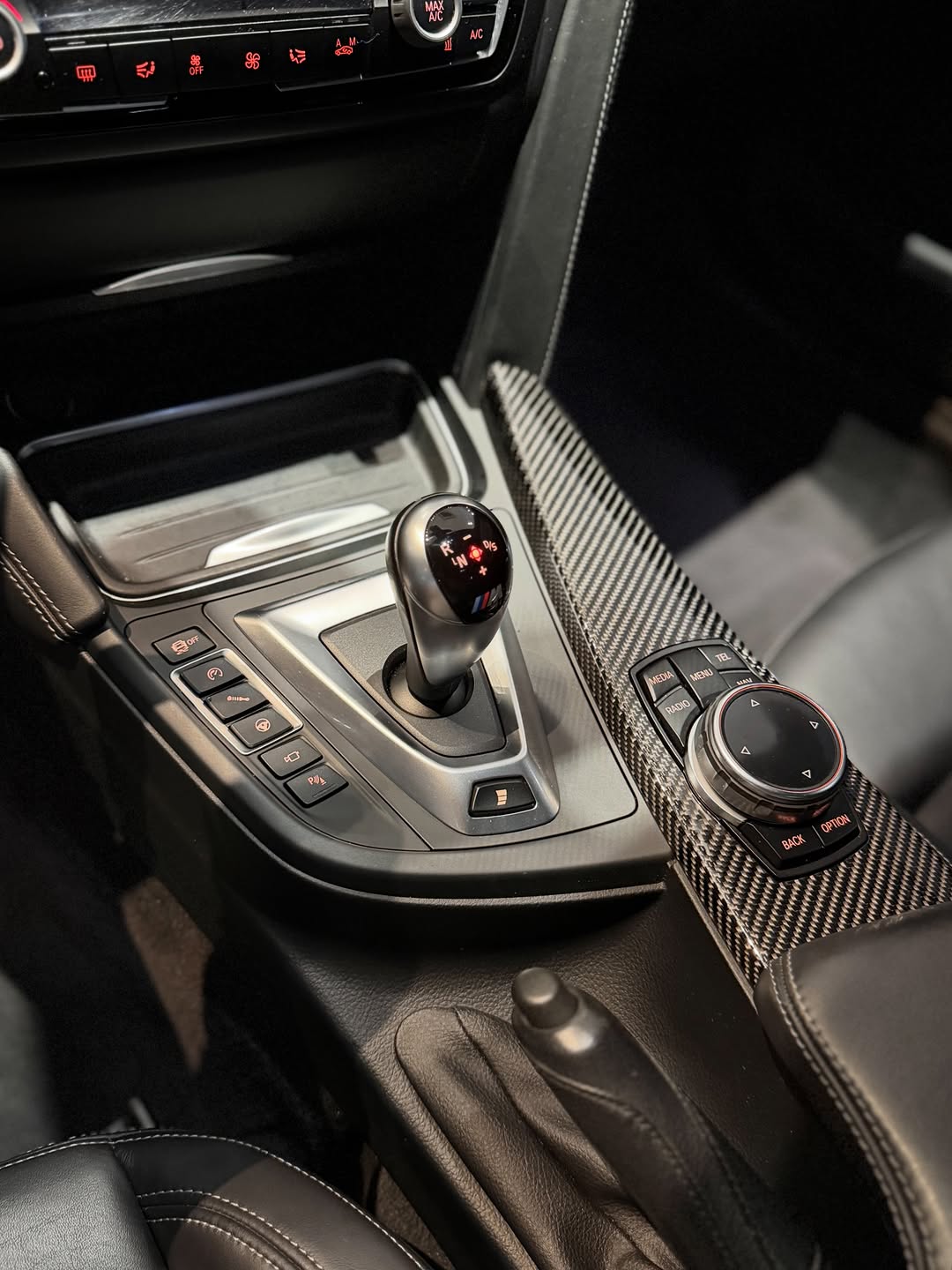 BMW M4 - Imagem 10