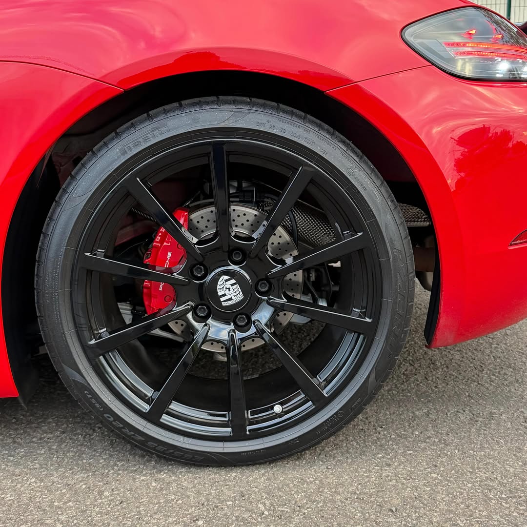 PORSCHE 718 CAYMAN S - Imagem 3