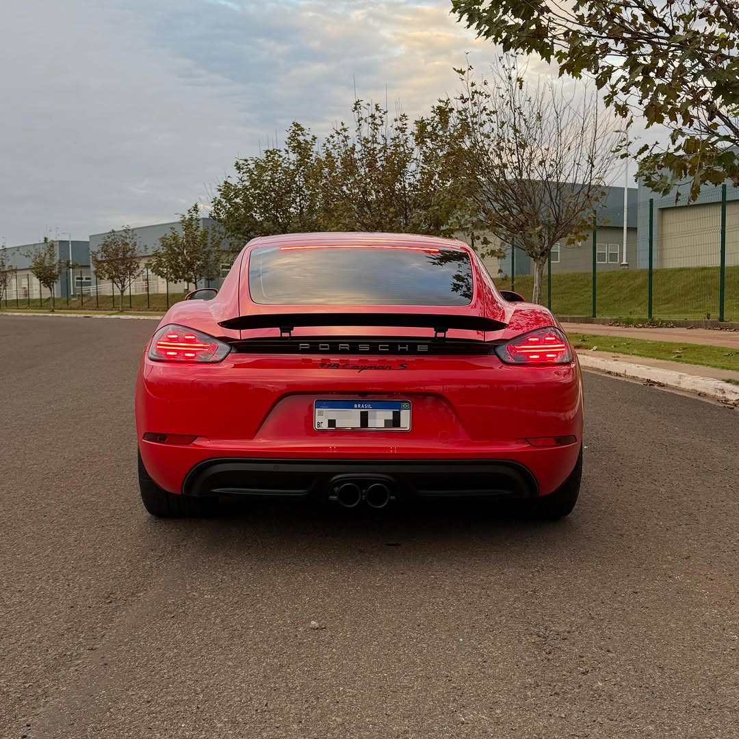 PORSCHE 718 CAYMAN S - Imagem 7
