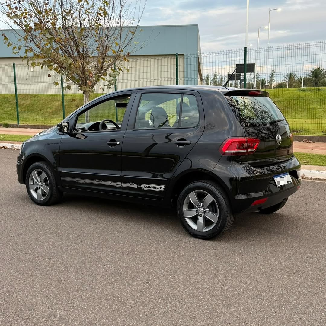 VOLKSWAGEN FOX CONNECT - Imagem 11