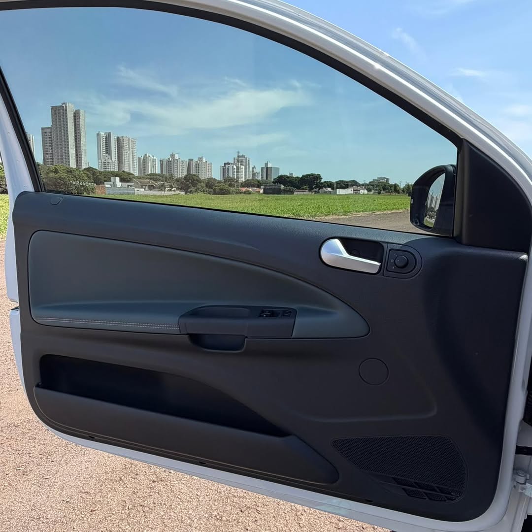 VOLKSWAGEN SAVEIRO EXTREME - Imagem 11